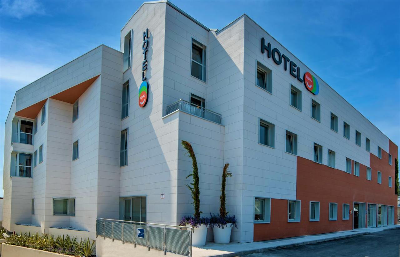 Hotel Bed4U Santander Exterior photo